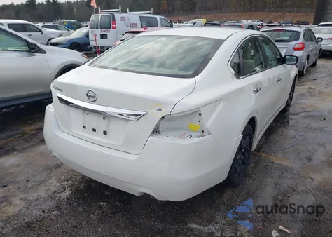 2015 Nissan Altima 2.5/2.5 S/2.5 Sl/2.5 Sv from USA, damaged, VIN 1N4AL3AP2FN301475